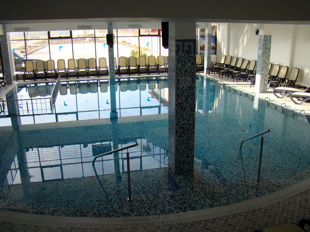 piscina helin